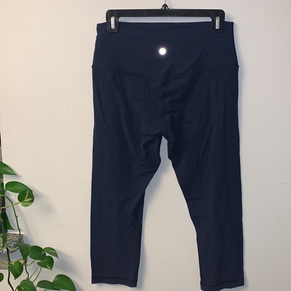 lululemon athletica Pants - Lululemon Navy Align Crop Leggings✨